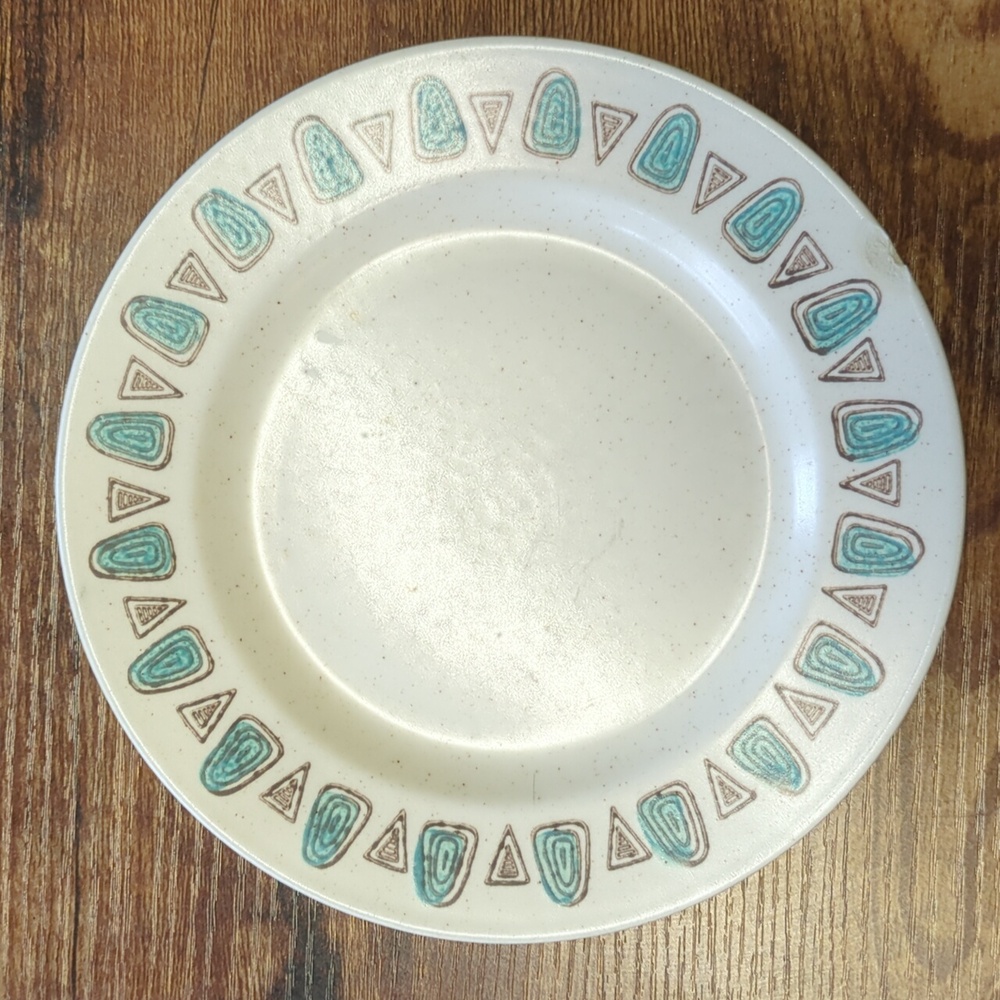 Metlox Poppytrail Navajo Dessert Salad Plate Replacement Stoneware MCM Chipped - Picture 2 of 6